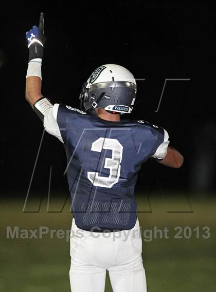 Thumbnail 2 in St. Genevieve vs. Mission Prep photogallery.