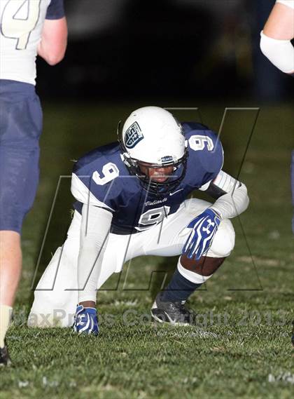 Thumbnail 1 in St. Genevieve vs. Mission Prep photogallery.