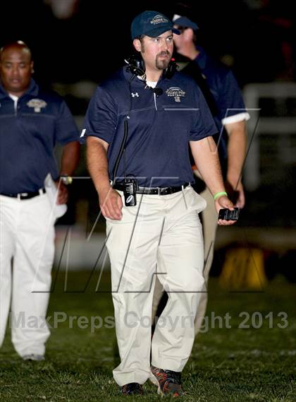 Thumbnail 2 in St. Genevieve vs. Mission Prep photogallery.