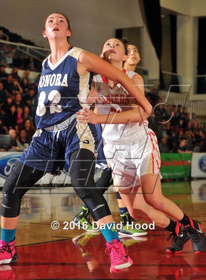 Thumbnail 1 in Orange Lutheran vs. Sonora (CIF SS 3AA Final) photogallery.