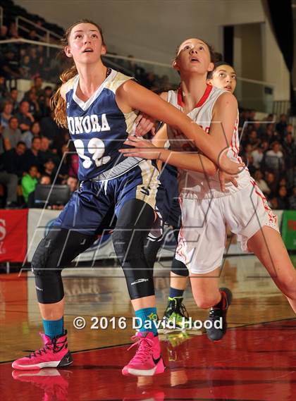 Thumbnail 3 in Orange Lutheran vs. Sonora (CIF SS 3AA Final) photogallery.