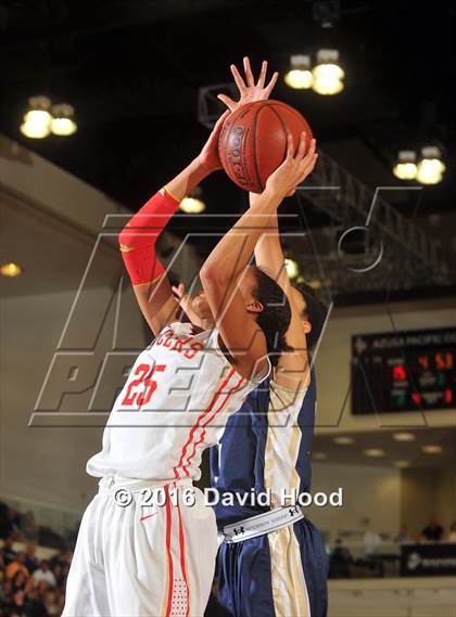 Thumbnail 2 in Orange Lutheran vs. Sonora (CIF SS 3AA Final) photogallery.