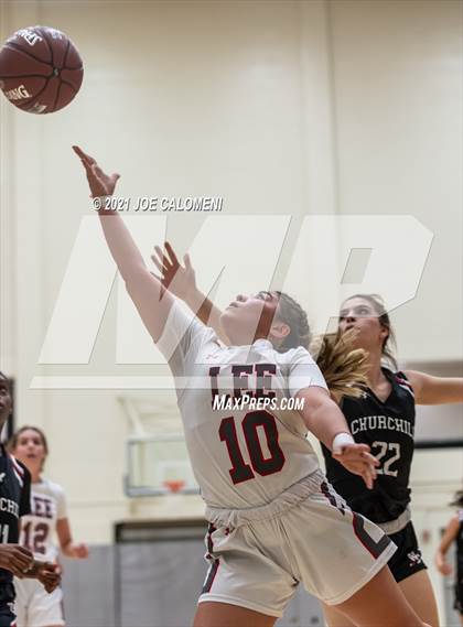 Thumbnail 3 in Churchill vs Lee photogallery.