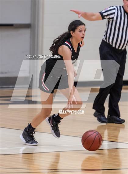 Thumbnail 2 in Churchill vs Lee photogallery.