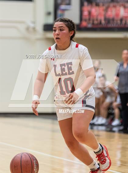 Thumbnail 1 in Churchill vs Lee photogallery.