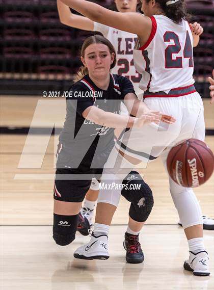 Thumbnail 3 in Churchill vs Lee photogallery.