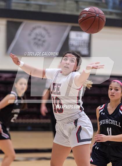 Thumbnail 2 in Churchill vs Lee photogallery.