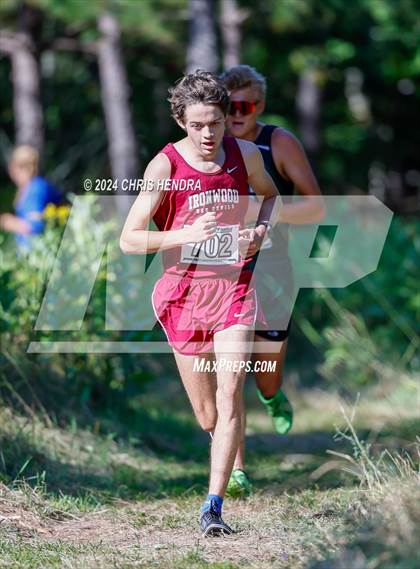 Thumbnail 2 in Jeffers Invitational photogallery.