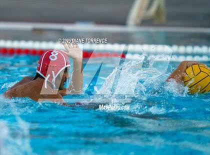 Thumbnail 2 in Santa Ana vs. Tustin photogallery.