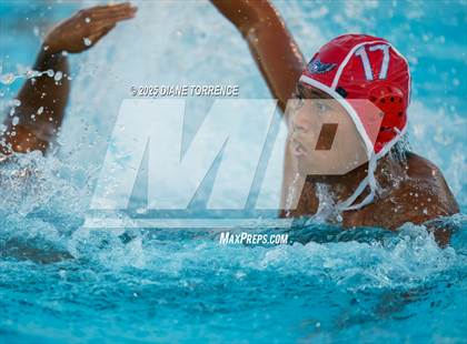 Thumbnail 3 in Santa Ana vs. Tustin photogallery.