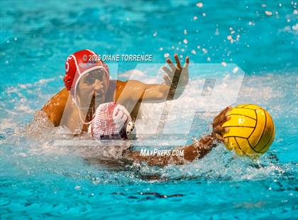 Thumbnail 3 in Santa Ana vs. Tustin photogallery.