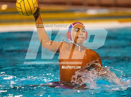 Thumbnail 3 in Santa Ana vs. Tustin photogallery.