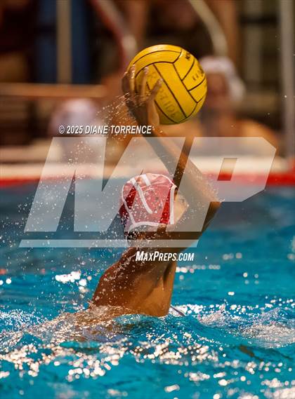 Thumbnail 2 in Santa Ana vs. Tustin photogallery.