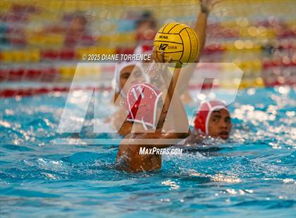 Thumbnail 3 in Santa Ana vs. Tustin photogallery.