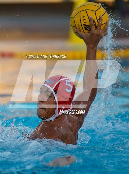 Thumbnail 1 in Santa Ana vs. Tustin photogallery.
