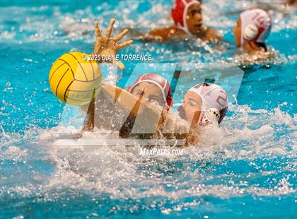 Thumbnail 2 in Santa Ana vs. Tustin photogallery.