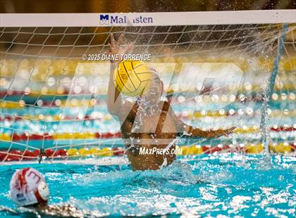 Thumbnail 2 in Santa Ana vs. Tustin photogallery.