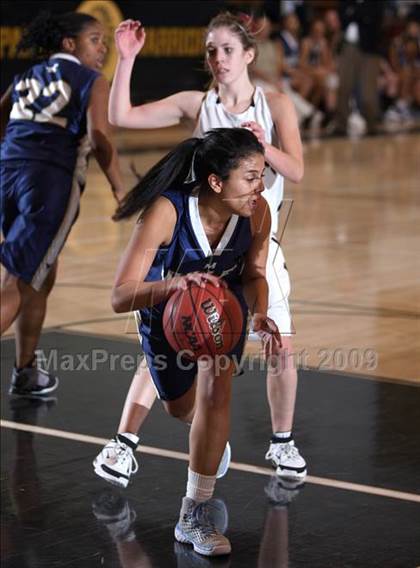 Thumbnail 3 in Mullen @ Arapahoe photogallery.