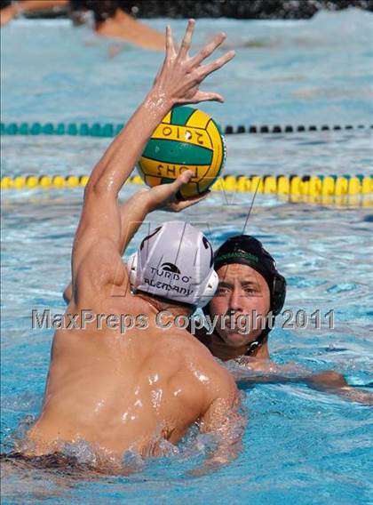 Thumbnail 3 in Thousand Oaks vs Alemany (Conejo Classic) photogallery.