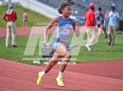 Thumbnail 3 in Dave Bethany Relays (4x400M) photogallery.