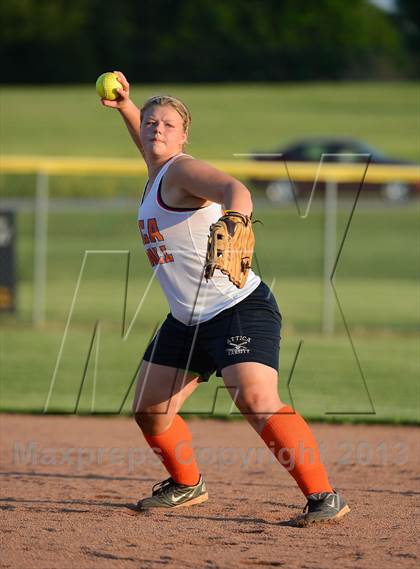 Thumbnail 3 in Wayland-Cohocton vs Attica (Section 5 Class BB Final) photogallery.
