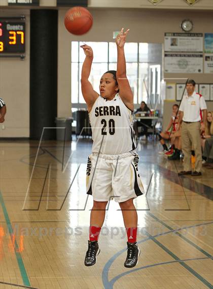 Thumbnail 2 in Serra vs. Cathedral Catholic (So Cal Holiday Classic) photogallery.