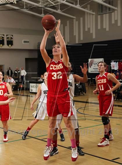 Thumbnail 1 in Serra vs. Cathedral Catholic (So Cal Holiday Classic) photogallery.