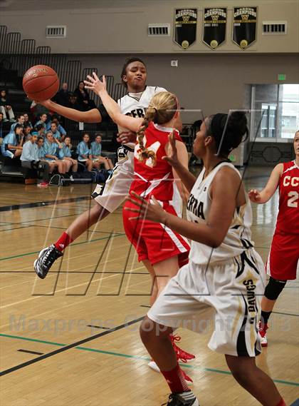 Thumbnail 3 in Serra vs. Cathedral Catholic (So Cal Holiday Classic) photogallery.