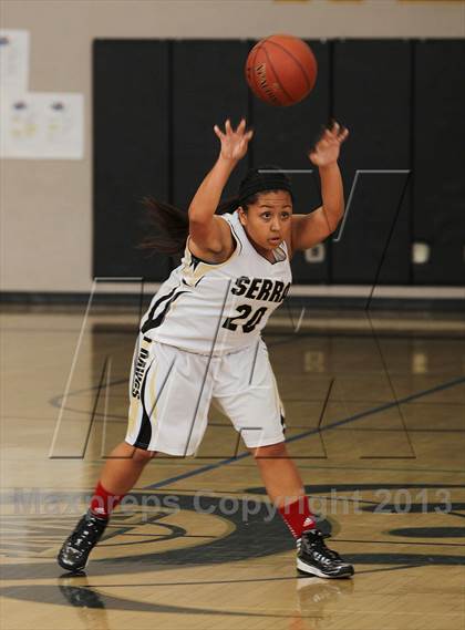 Thumbnail 3 in Serra vs. Cathedral Catholic (So Cal Holiday Classic) photogallery.