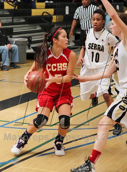 Thumbnail 2 in Serra vs. Cathedral Catholic (So Cal Holiday Classic) photogallery.