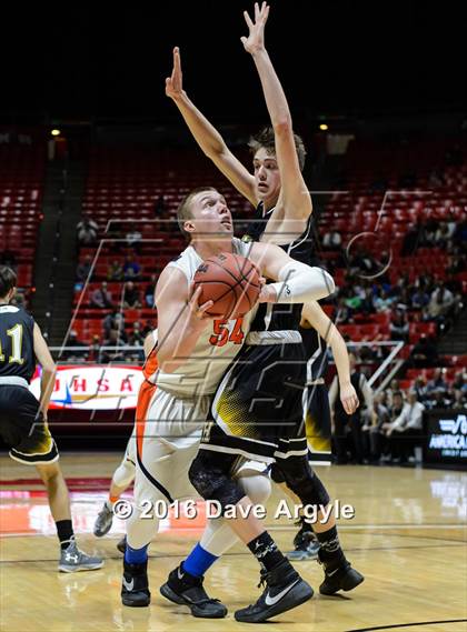 Thumbnail 3 in Timpview vs. Highland (UHSAA 4A Semifinal) photogallery.