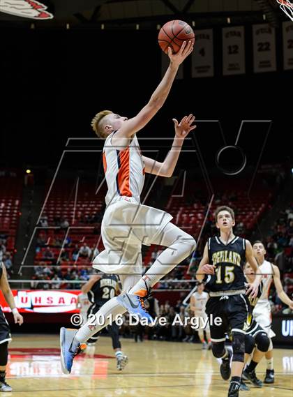 Thumbnail 3 in Timpview vs. Highland (UHSAA 4A Semifinal) photogallery.