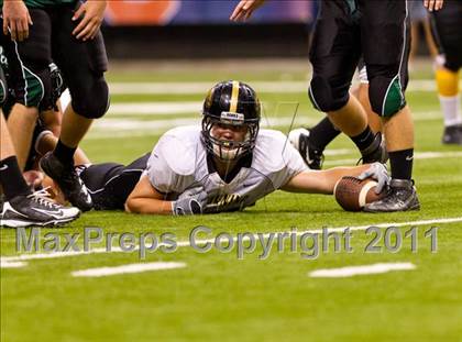 Thumbnail 2 in Fayetteville-Manlius vs. Corning (Syracuse Kickoff Classic) photogallery.