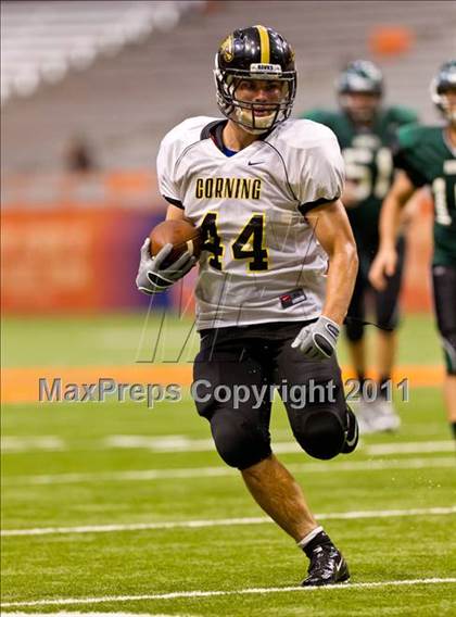 Thumbnail 1 in Fayetteville-Manlius vs. Corning (Syracuse Kickoff Classic) photogallery.