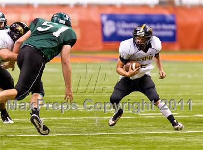 Thumbnail 1 in Fayetteville-Manlius vs. Corning (Syracuse Kickoff Classic) photogallery.