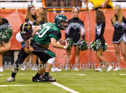 Thumbnail 1 in Fayetteville-Manlius vs. Corning (Syracuse Kickoff Classic) photogallery.