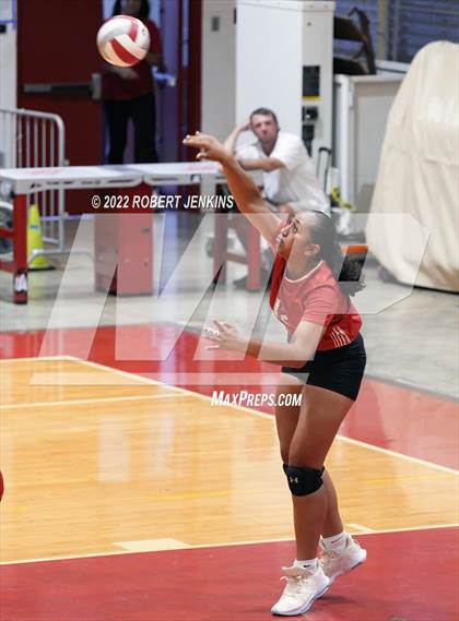 Thumbnail 3 in Kahuku @ Kalani photogallery.