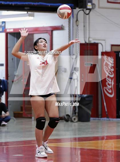 Thumbnail 3 in Kahuku @ Kalani photogallery.
