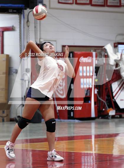 Thumbnail 1 in Kahuku @ Kalani photogallery.
