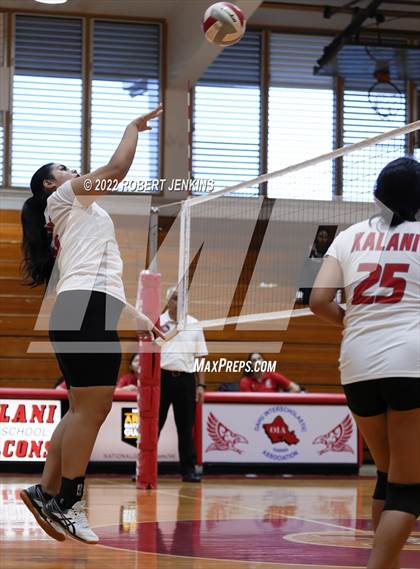 Thumbnail 2 in Kahuku @ Kalani photogallery.