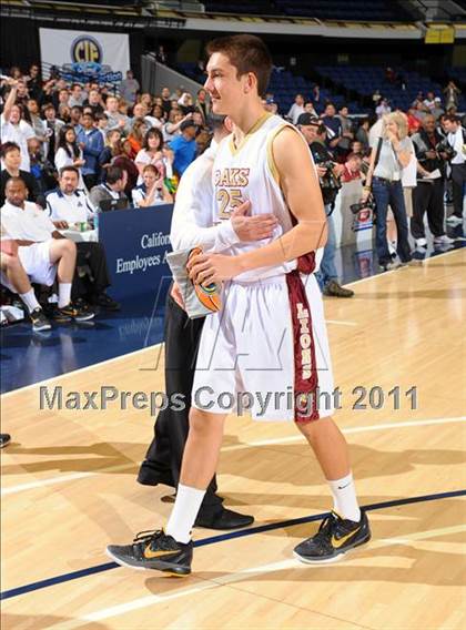 Thumbnail 1 in Oaks Christian vs. Buckley (CIF SS 4A Final) photogallery.