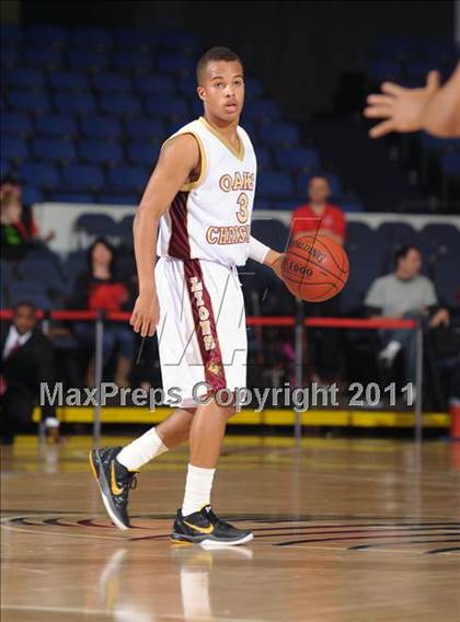 Thumbnail 2 in Oaks Christian vs. Buckley (CIF SS 4A Final) photogallery.