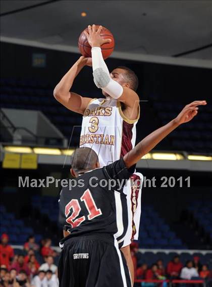 Thumbnail 2 in Oaks Christian vs. Buckley (CIF SS 4A Final) photogallery.