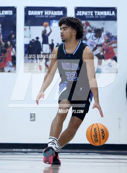 Thumbnail 3 in Oakland @ Destiny Christian Academy (CIF D2 NorCal Regional Quarter Finals) photogallery.
