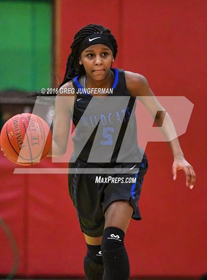 Thumbnail 1 in Oakland @ Cardinal Newman (Cardinal Newman Classic) photogallery.