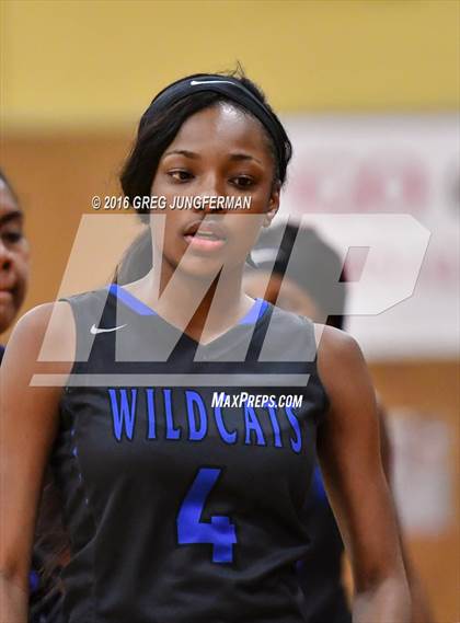 Thumbnail 1 in Oakland @ Cardinal Newman (Cardinal Newman Classic) photogallery.