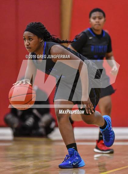 Thumbnail 2 in Oakland @ Cardinal Newman (Cardinal Newman Classic) photogallery.