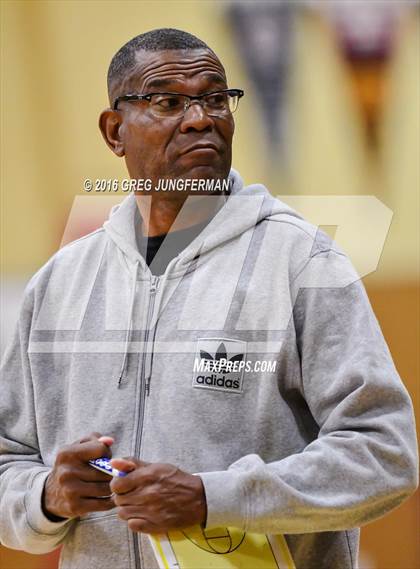 Thumbnail 1 in Oakland @ Cardinal Newman (Cardinal Newman Classic) photogallery.