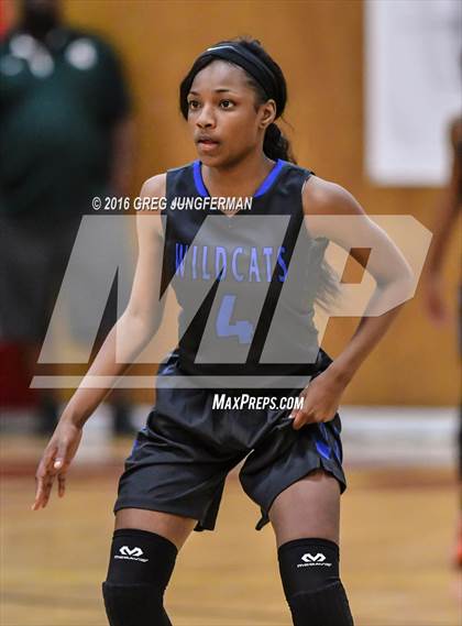 Thumbnail 3 in Oakland @ Cardinal Newman (Cardinal Newman Classic) photogallery.