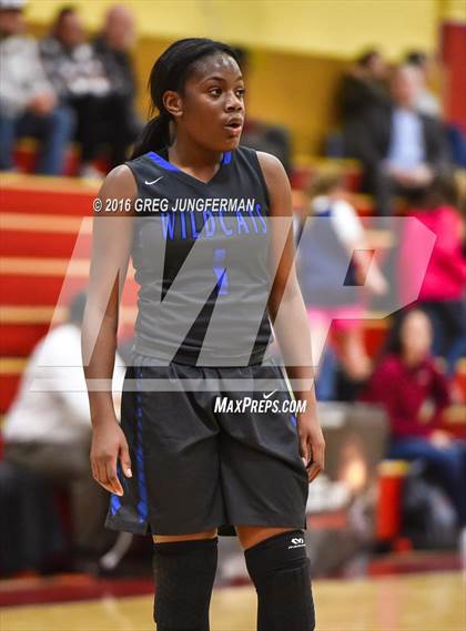 Thumbnail 3 in Oakland @ Cardinal Newman (Cardinal Newman Classic) photogallery.